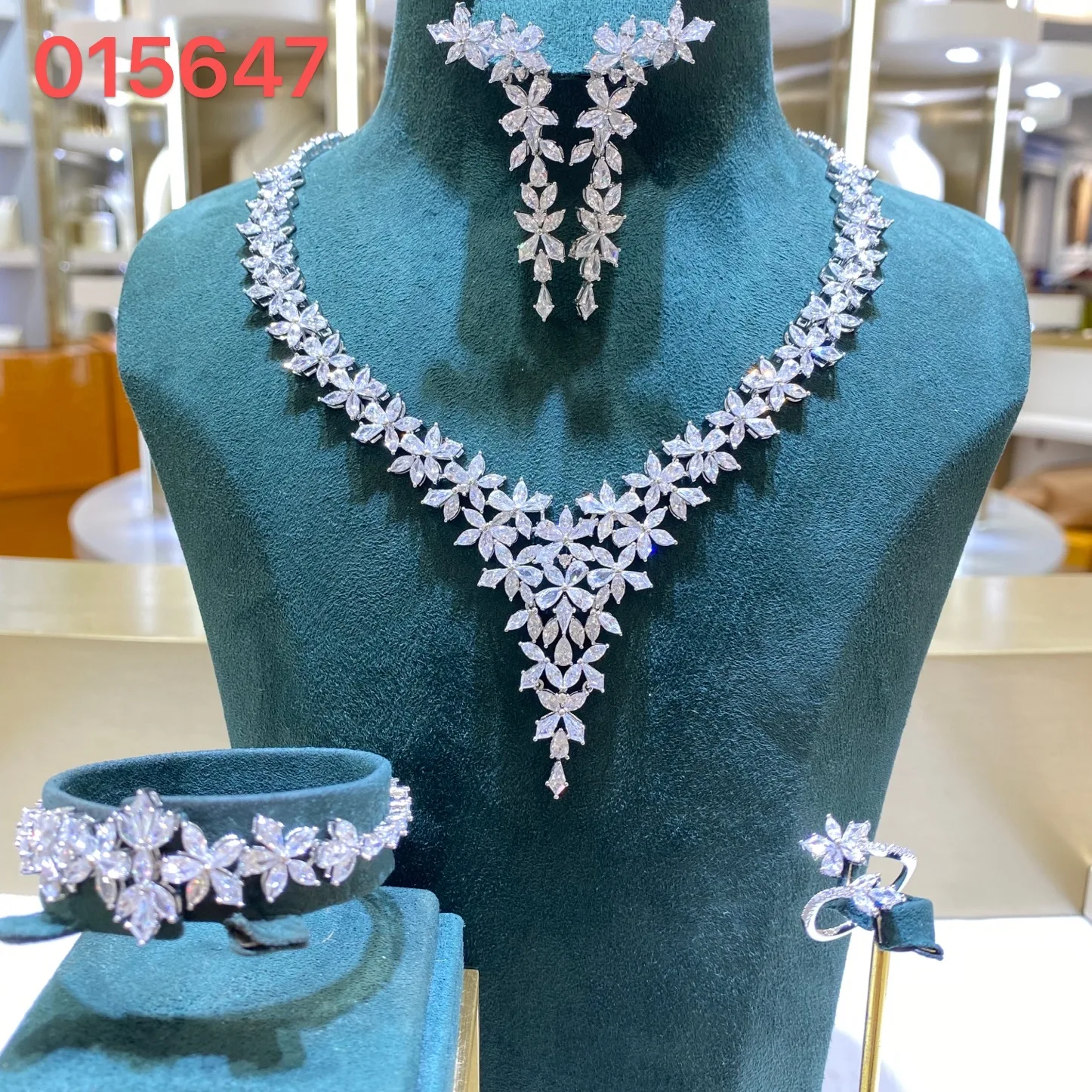 

015647 Bridal Women Necklace Sets Cubic Zirconia Jewelry DuBai Saudi Wedding Engagement Party Festival Jewel Accessory