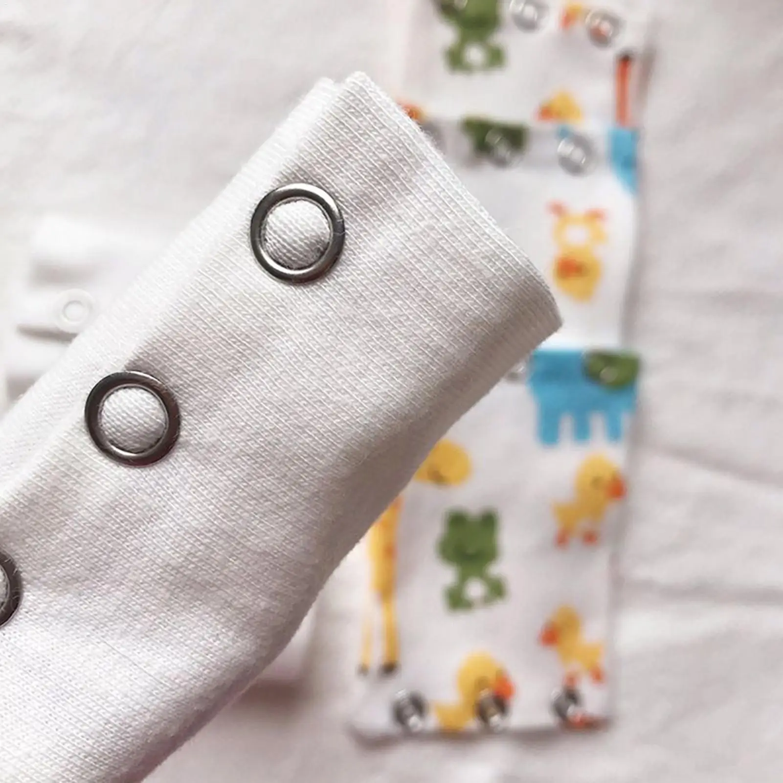 

Baby Jumpsuit Extender 6-Piece Reusable Baby Diaper Romper Extender Clothing Thermal Extension Sheet For Boys Girls Nursery