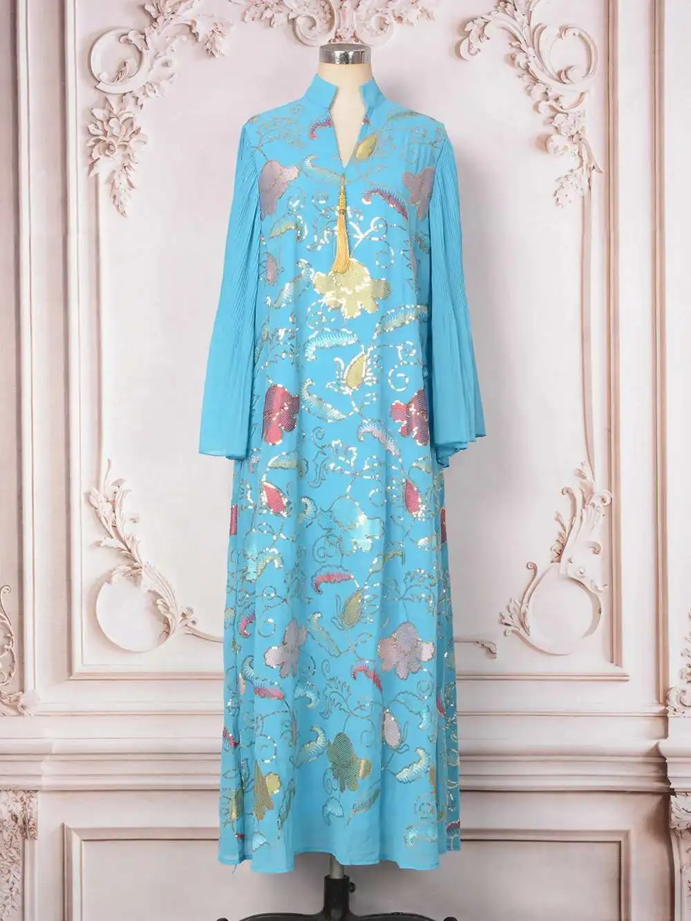 

New Embroidered Fashion Sequin Tassel Decorated Dress Robe Muslim Long Dress Pleated Long Sleeve Dress Islam Elegant
