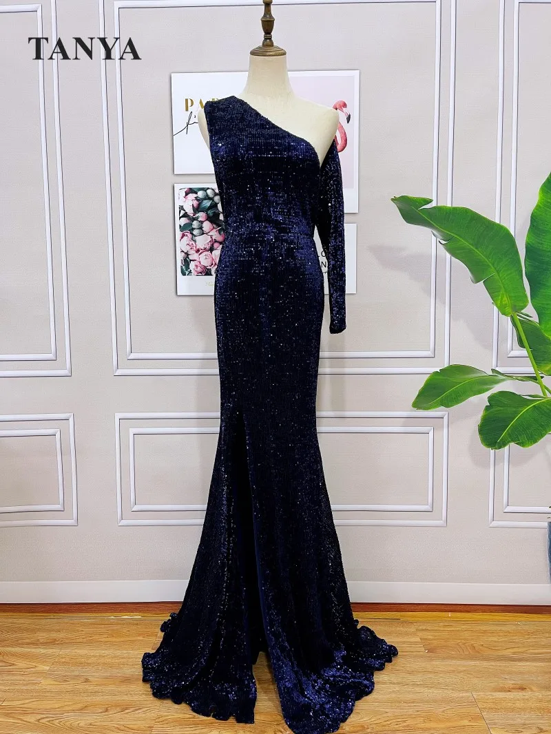 Robe de soirée longue à paillettes bleu marine pour femmes, asymétrique épaule dénudée, manches longues, sirène, dos nu, broche latérale, robe formelle, sur mesure