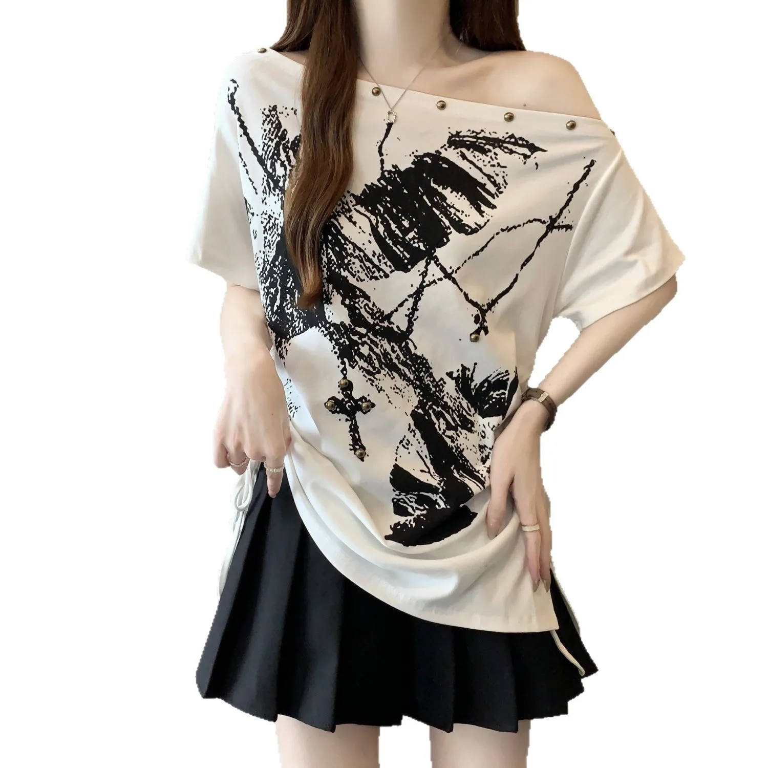 Plus size women's summer bestseller: loose, slimming, retro printed lace pleated cross-collar off-shoulder short-sleeve T-shirt
