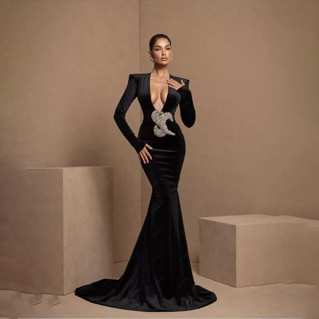 

Dubai Black Prom Gowns Velour Sleeves Mermaid Elegant Women Dresses V Neck Handmade Saudi Arabic Party Dress Crystals Trumpet