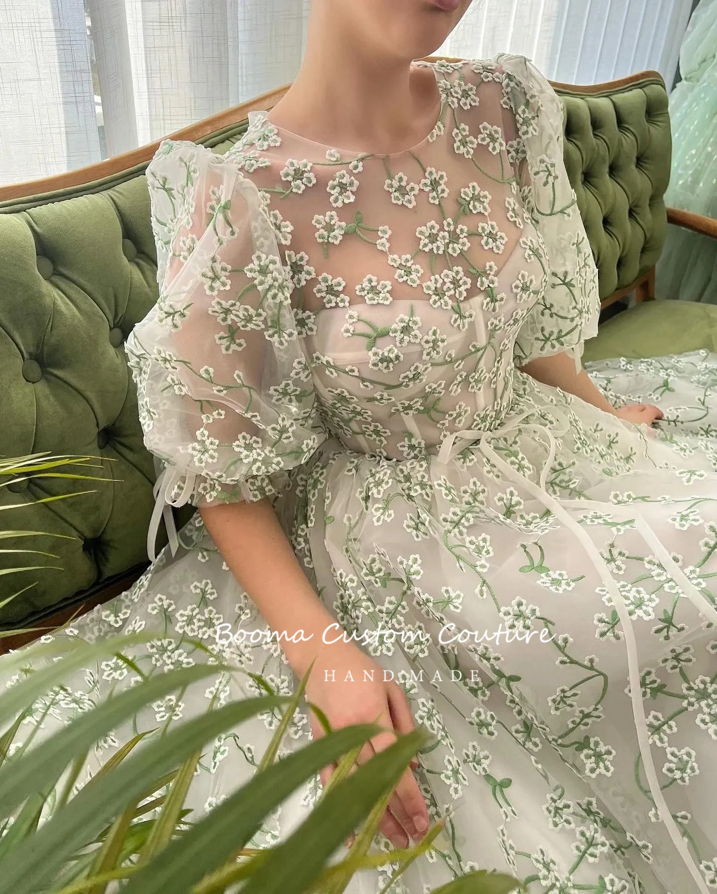 Booma Embroidery Lace Midi Prom Dresses Sheer Neckline Half Sleeves A-Line Wedding Party Dresses Tea-Length Formal Evening Gowns