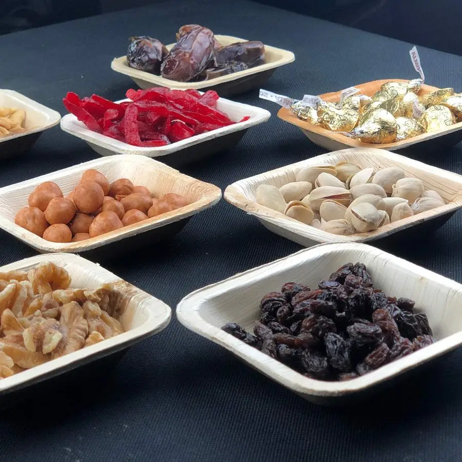 

Disposable Palm Leaf Bowls 100 Count, 4 Square Bowls Strong Bowl Like Bamboo Party Bowl Decorative Compostable Tableware for Lun