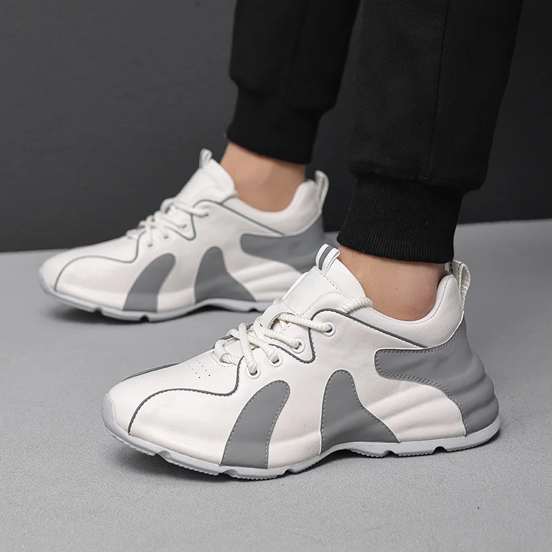 

Thick soled men's sports board shoes Luxury designer style Daily Youth Outdoor Four Seasons High Quality lace up Shoes New