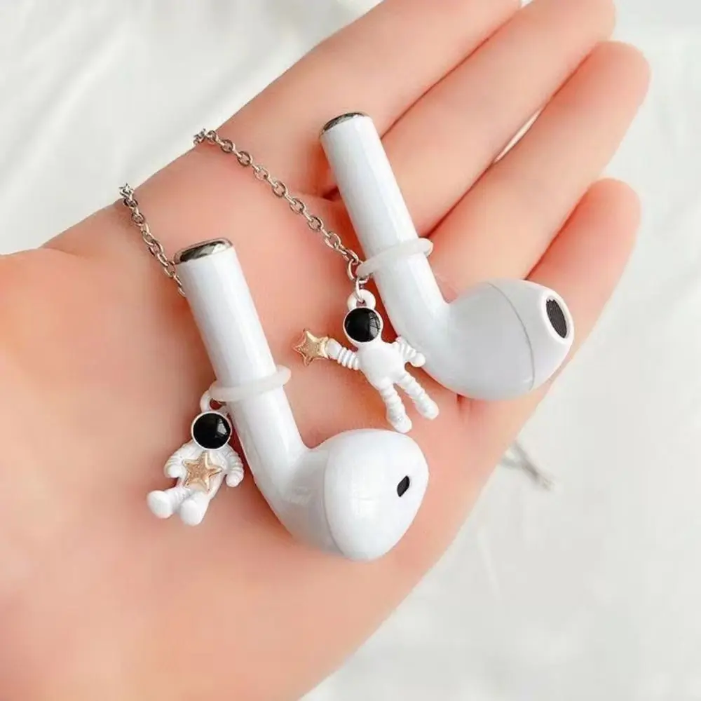 

Daisies Anti-Lost Earphone Chain Magnetic Astronaut Headphone Chains Earphones Lanyard Neck Decor Earphones Necklace