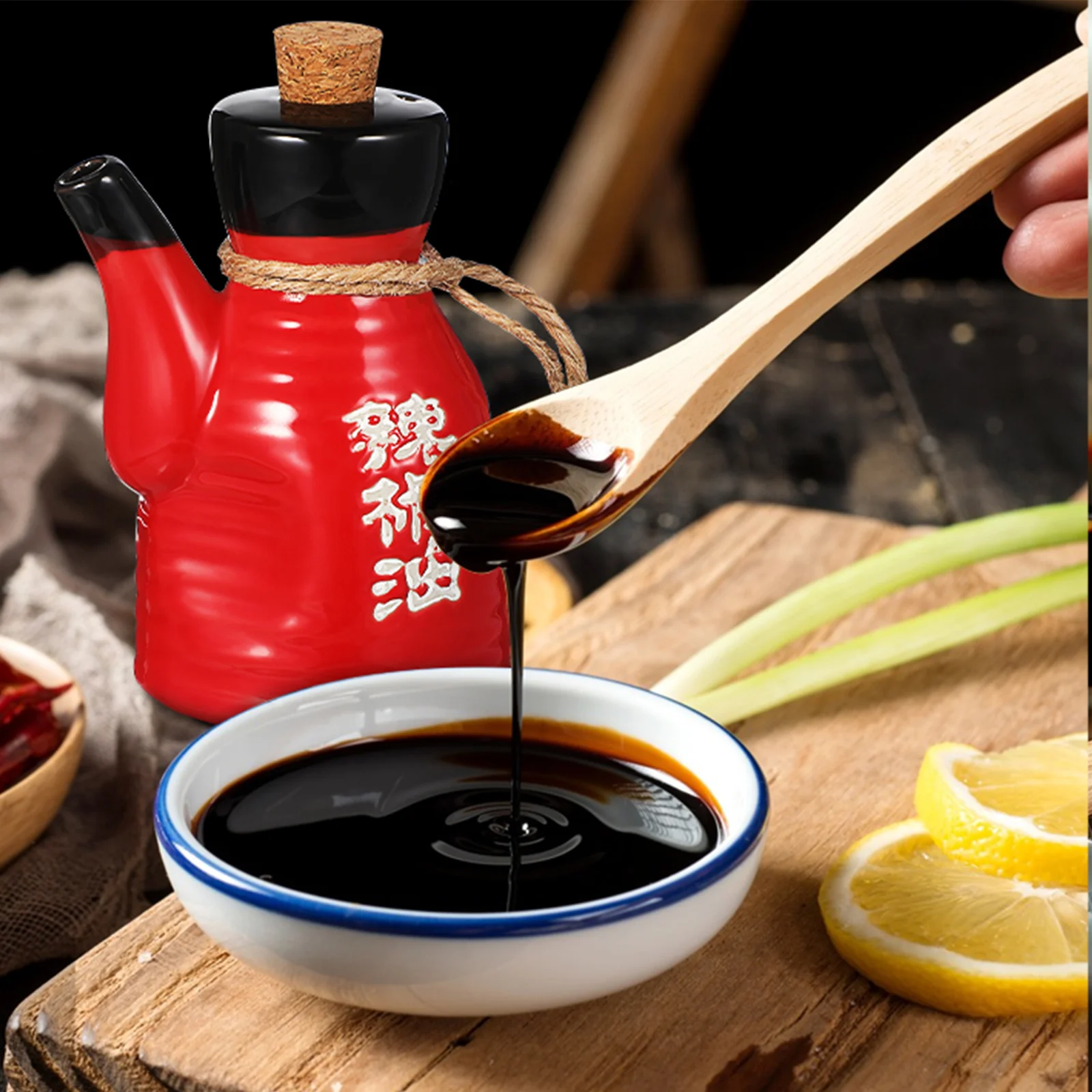 

Ceramic Chili Pepper Seasoning Bottle Japanese Style Oil Pot High Temperature Resistant Kitchen Sauce Container Home Condiment