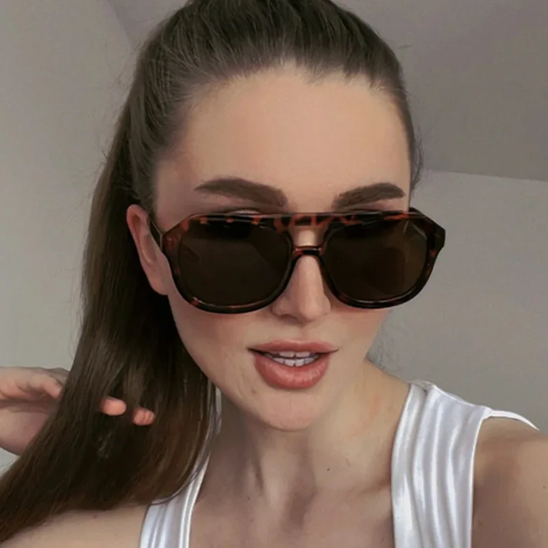 الفاخرة البلاستيك فوتوكروميك النظارات الشمسية الرجال النساء موضة نظارات شمسية مستقطبة أنيق الحرباء المضادة للوهج القيادة ظلال UV400