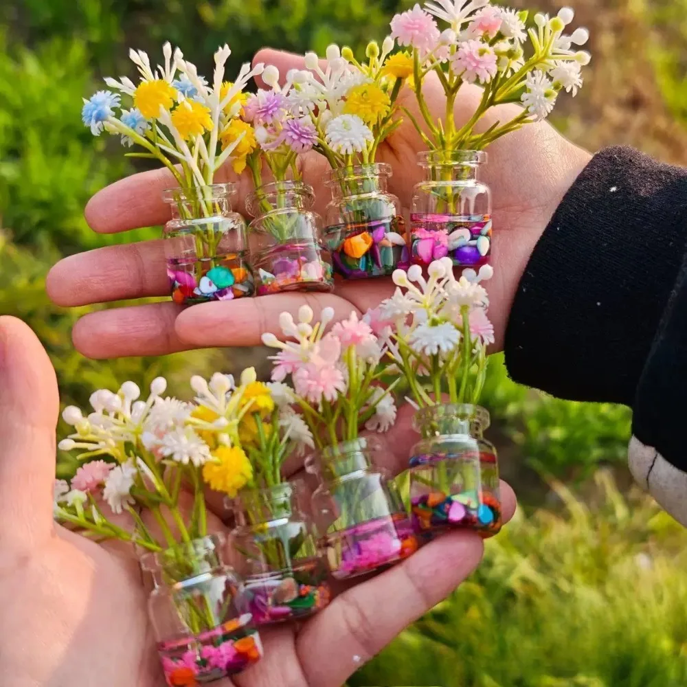 6-teilige niedliche leuchtende Vase mit künstlichen Blumen für Geburtstag, Hochzeit, Valentinstag, Halloween, Weihnachten, Karneval, Geschenkdekoration