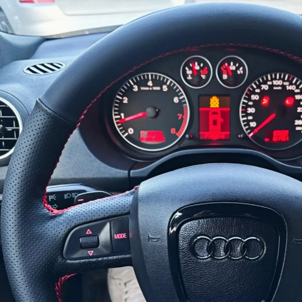 Customized Car Steering Wheel Cover Hand Sewing Microfiber Leather For Audi A3(8P) A4(B8) A5 A8 A8L Q7 RS4 S4 S5 S6 S8 2007