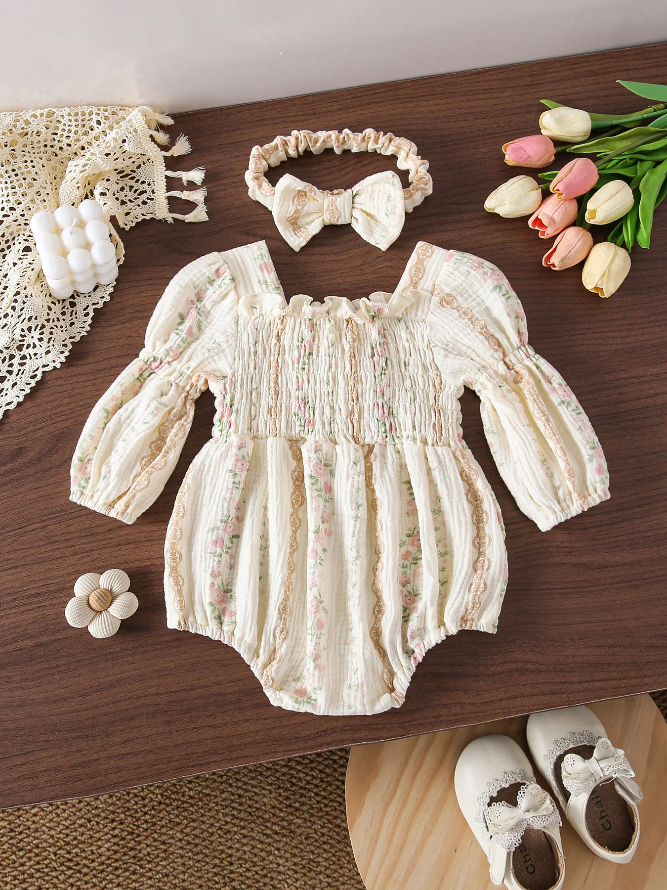 2026 Autumn Baby Girl Romper Floral Puff Long Sleeve Square Neck Lace Infant Jumpsuit Sweet Style Soft Bodysuit for Newborn