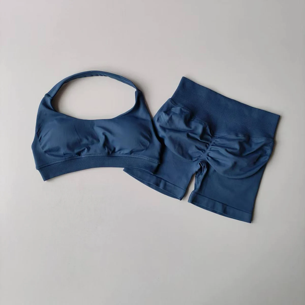 2-teiliges Damen-Yoga-Set, nahtlose Fitness-Gym-Kleidung, Neckholder-Sport-BH mit passenden Shorts, Workout-Set, Gym-Outfit – Detail 6