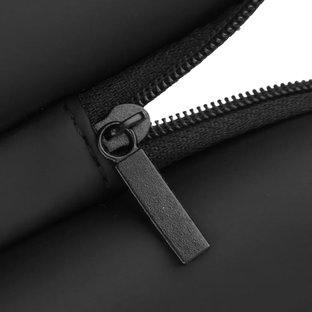 حافظة قرص صلب 2.5/3.5 حقيبة حماية محمولة HDD عالمية إلى محرك الأقراص الصلبة 3.5 بوصة/سماعة الأذن/قرص U حافظة محرك الأقراص الصلبة باللون الأسود