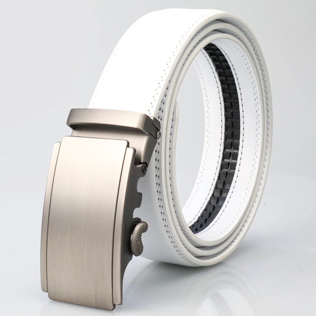 Cintura da uomo alla moda con fibbia automatica in metallo Cintura in vera pelle Business Casual Cintura in pelle di vacchetta Cinture maschili di alta qualità di lusso