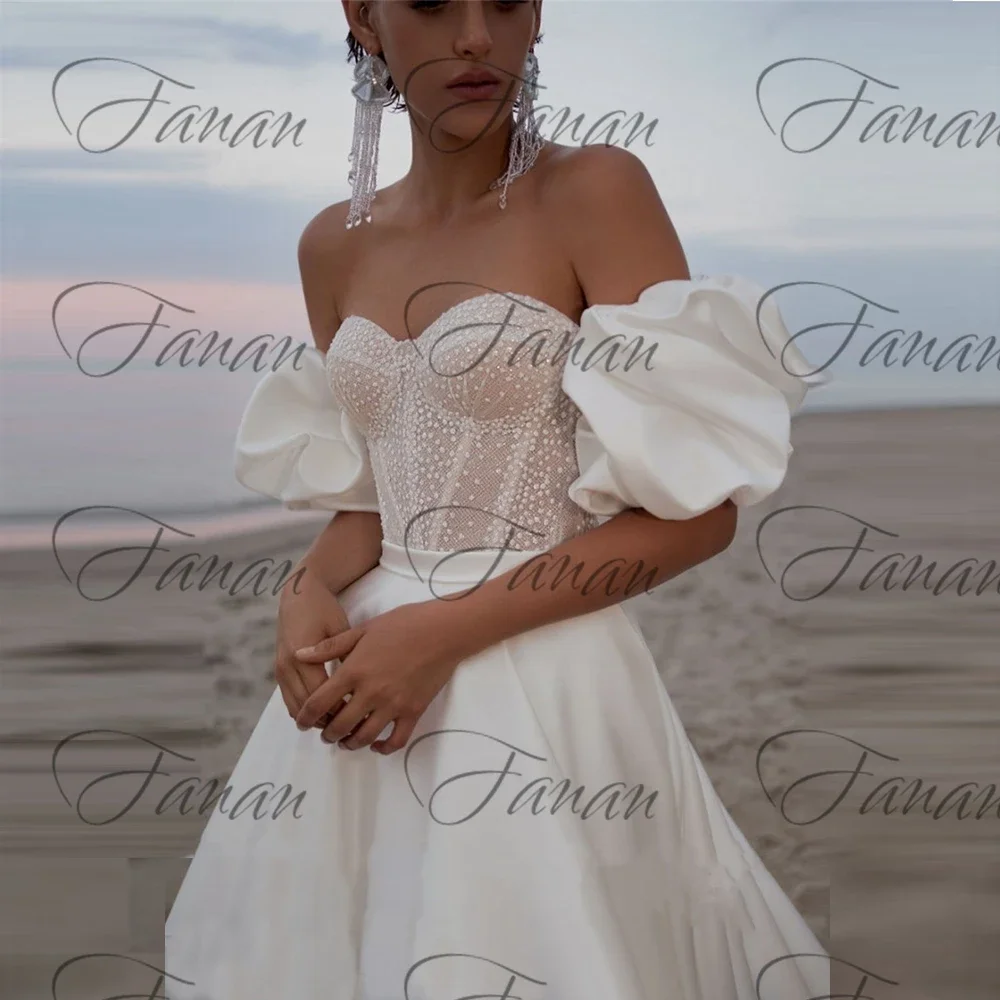 Robe de Mariée en Satin à Manches Courtes et Col en Cœur, Vêtement Formel Personnalisé avec Traîne de Balayage, Ligne A, pour la Plage, Quelle que soit la Tenue des Patients Perlés