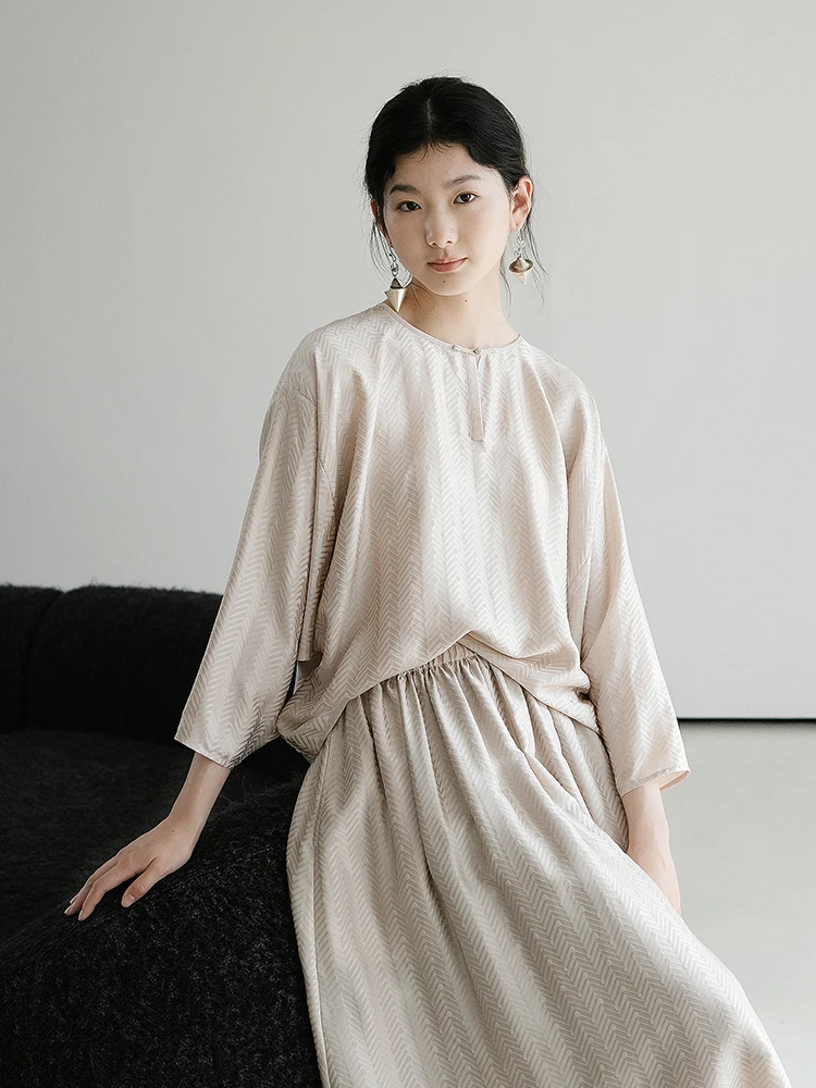 

New Le Collection 00% Silk Embroidered Diagonal Stripe Wide Sve Overhead Top Summer New Chinese Sle Long Sve round...