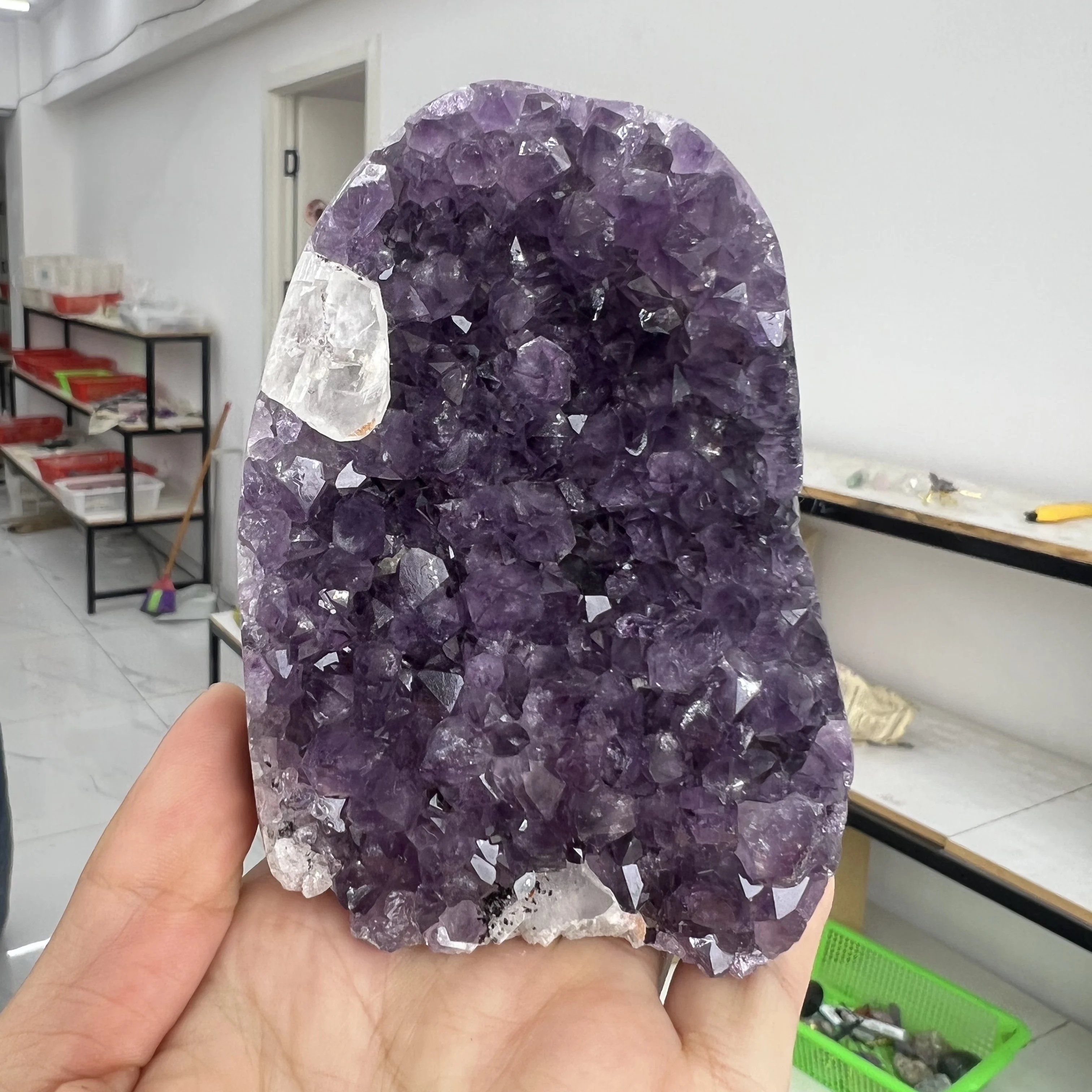 580g 9.5cm  Natural Uruguay Dream Amethyst Quartz Crystal Cluster stand
