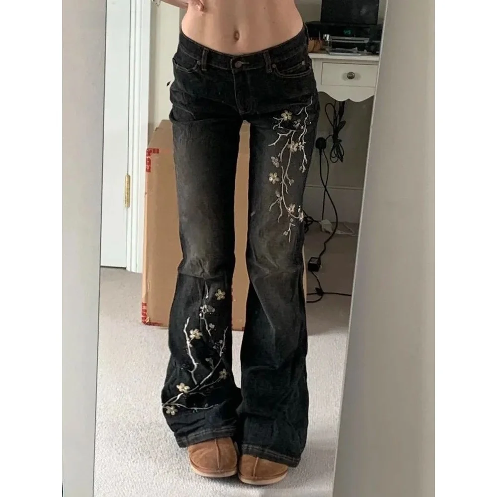 

Weekeep Vintage 2000s Low Rise Flare Jeans Floral Embroidery Low Waist Straight Leg Women's Fashion PU Fabric