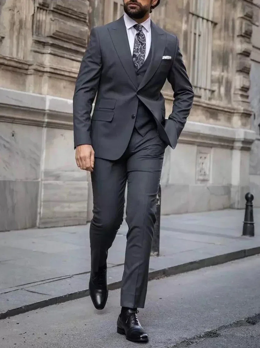 Charcoal ผู้ชายชุดสูทสมาร์ทธุรกิจงานแต่งงานคลาสสิก Tuxedo SLIM FIT แจ็คเก็ตชาย 3 ชิ้น Conjuntos De Blazer ชุด