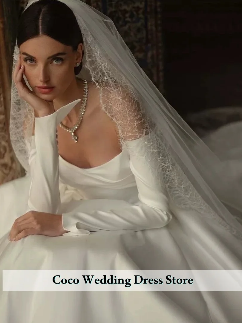 Maßgeschneidertes elegantes Rüschen-Hochzeitskleid, schulterfrei, herzförmig, langärmelig, Korsett, langes Brautkleid, Prinzessin-Brautkleid