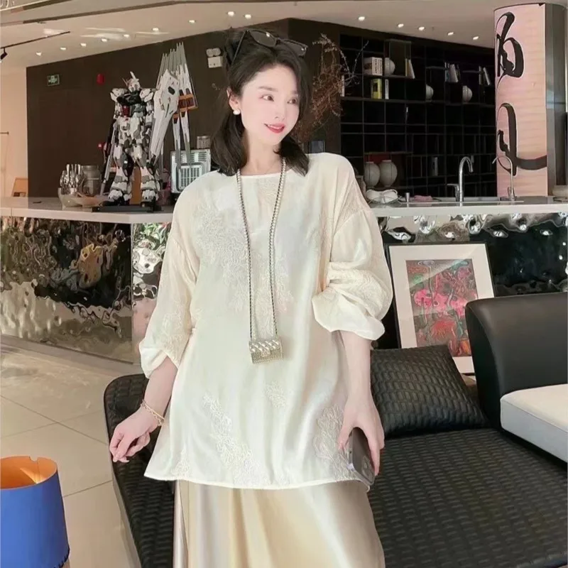 white silk velvet heavy industry embroidery fabric autumn and winter silkworm cheongsam top small shirt new Chinese