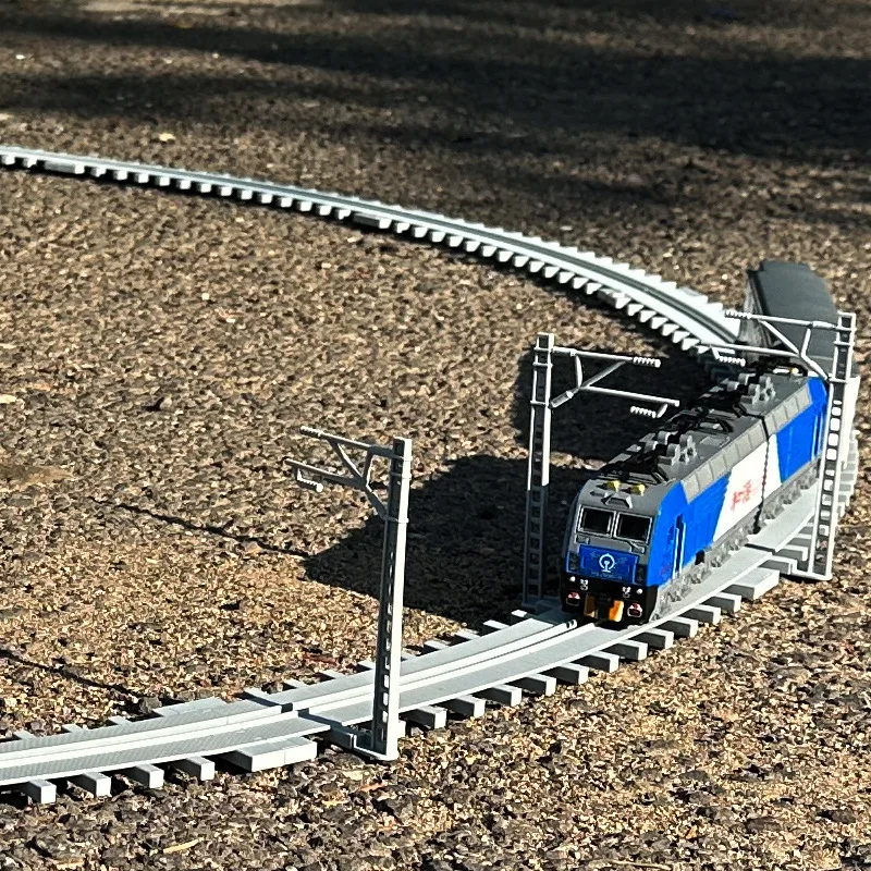 Cheshi Hexie Dongfeng Train Toys Sound and Light Pull Back Door Can Open Alloy Car Model Toys Car Toys Children's Gifts