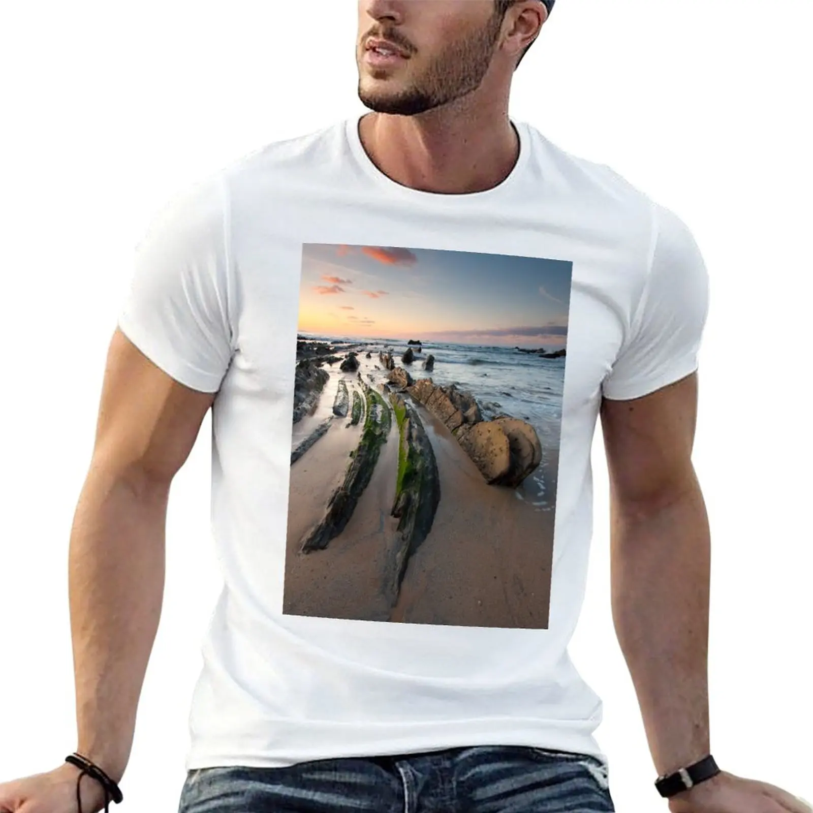 

Beach of Barrika, Bizkaia, Spain\t T-shirt boys whites boys animal print cute tops new edition slim fit t shirts for men