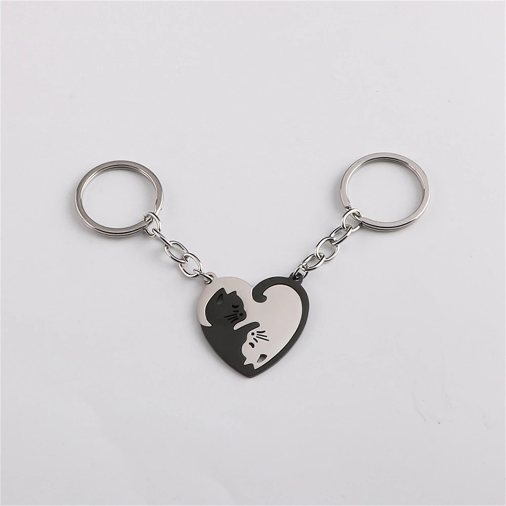 Cute Hug Cat Keychain Creative Patchwork Heart Round Keyring Couple Lovers Key Chains Bag Pendant Car Keyholder Accessories Gift