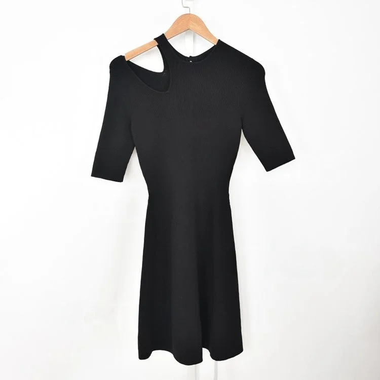 

Вязаное платье MaSande осенне-зимнее, с открытыми плечами, круглым вырезом, высокой талией, А-силуэт, с принтом, для офиса