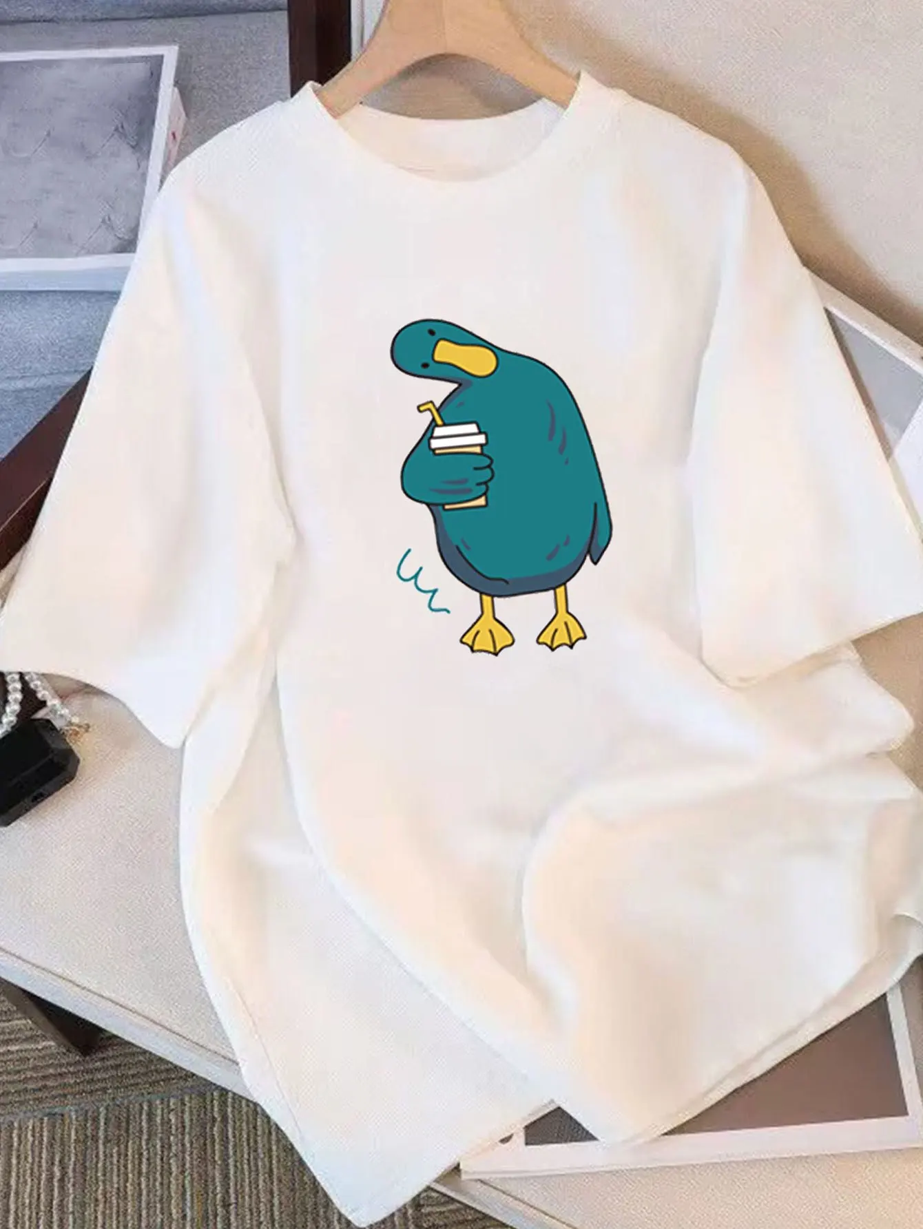Women's Crooked Neck Duck Printed T-shirt with Unique Design and Printing, 2026 Summer New Loose Style Top