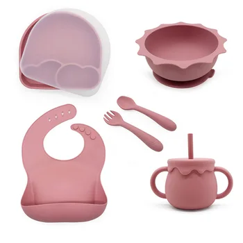 BPA Free Cartoon Tableware Set para bebês, babadores, Sucker Bowl, prato, xícara, colher, garfo, pratos infantis, coisas do bebê, 4 pcs, 5 pcs, 6 pcs