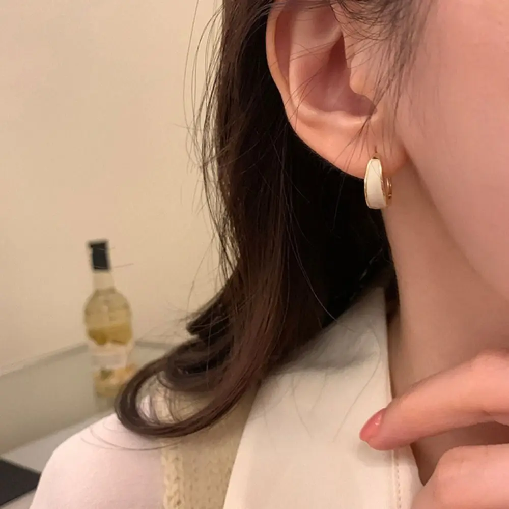 Copper French Style Temperament Fashion Design Enamel Ear Buckle Women Hoop Earrings Korean Style Earrings Huggie Earrings