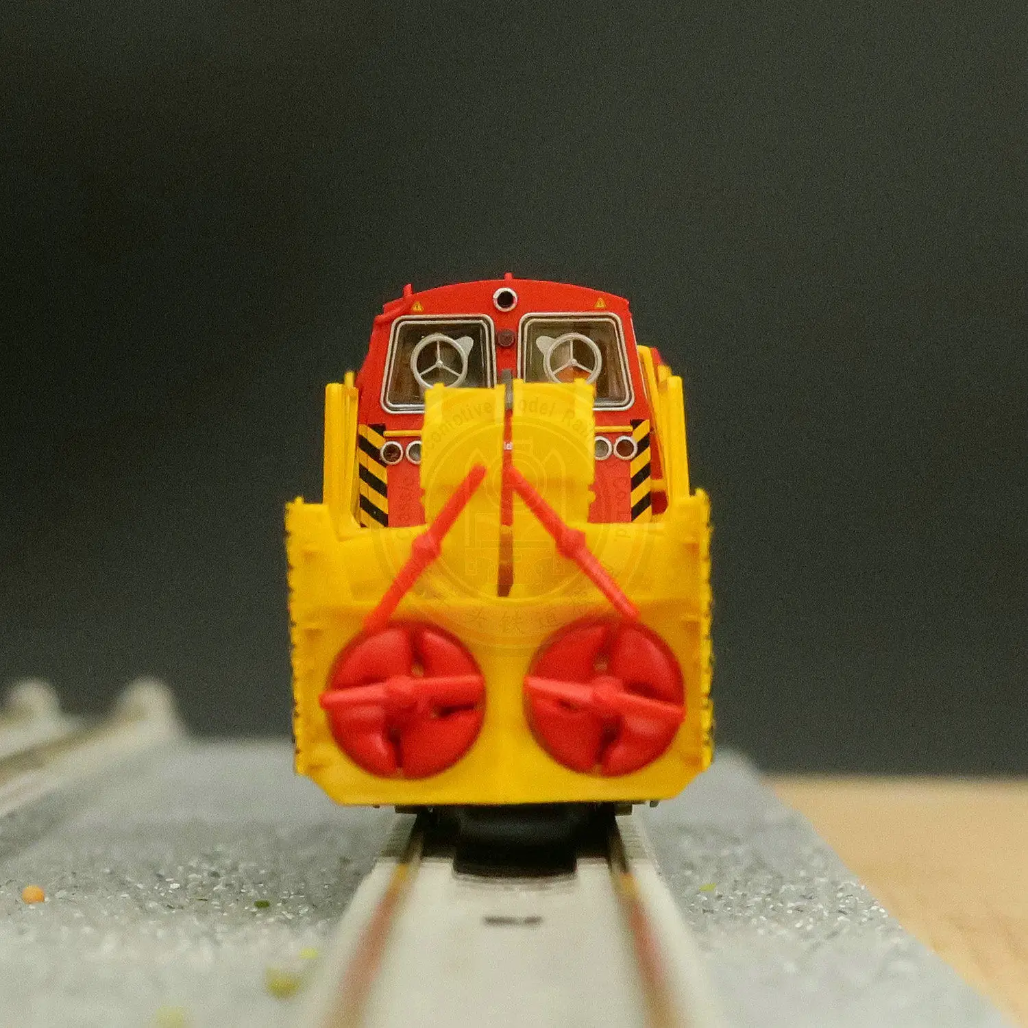 N Type 1/160 Toy Train Snowplow Locomotive with Rotating Impeller 7370020 Digital Sound Effects Train Model Adult Toy Gift