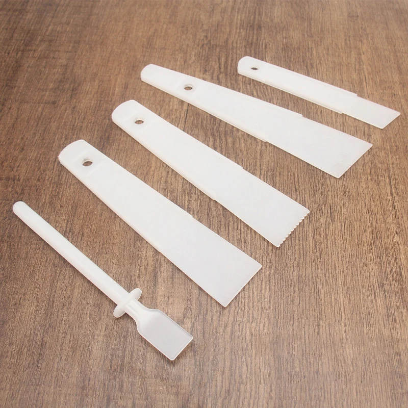 5pcs/Set Leather Scraper Gumming Board DIY Handmade Leather Tools Plastic PP Practical Gluing Leather Accessories 15/20/30/40mm