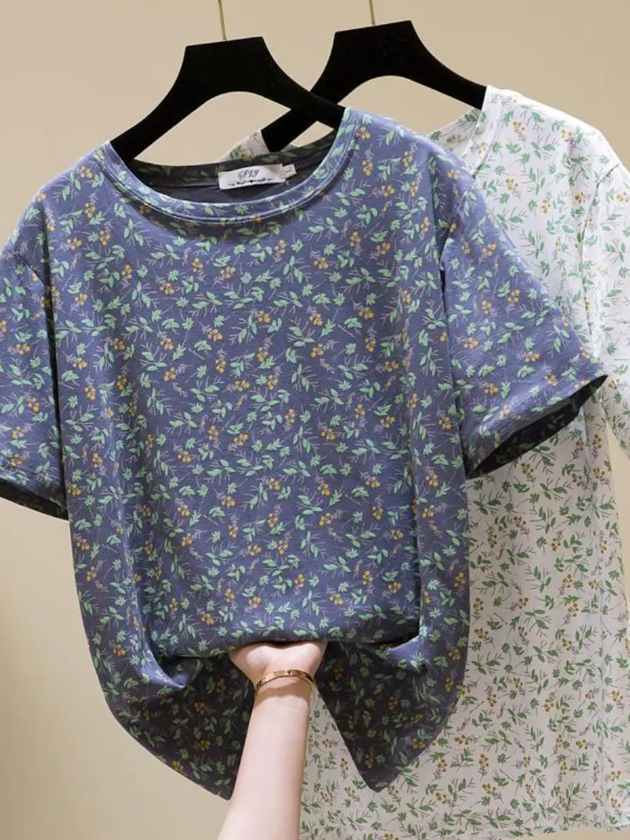 conjunto-de-tres-camisetas-femininas-de-manga-curta-em-algodao-com-estampa-floral-confortaveis-e-respiraveis-para-o-verao