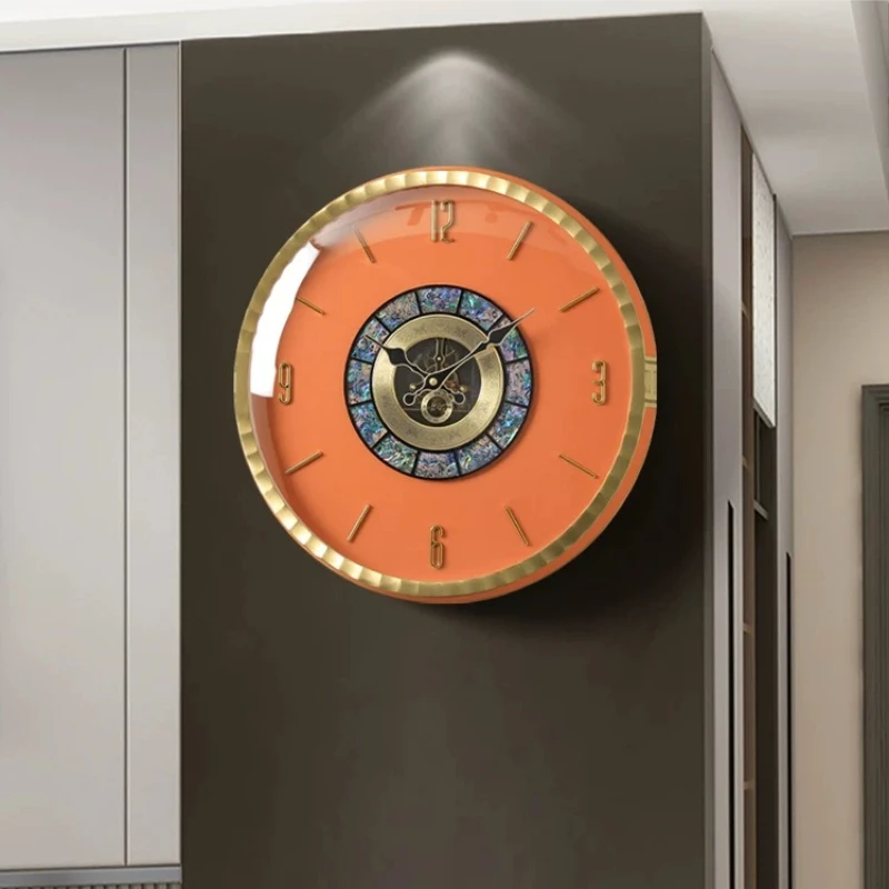 Metal Round Upgrade Wall Clock Unique Red Premium Gold Nordic Design Digital Clock Living Room Relojes De Pared Home Decor Items