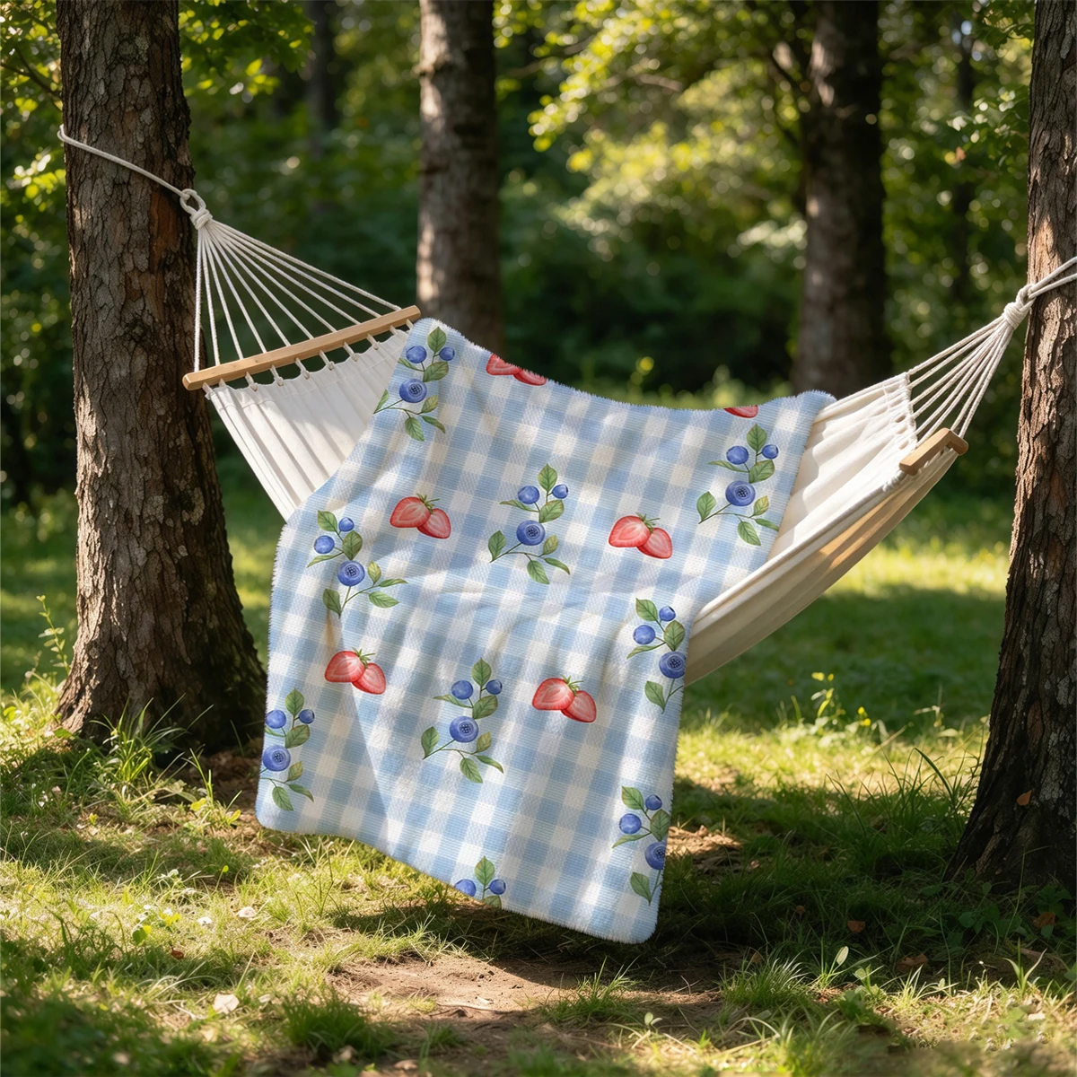 Berry Gingham Flannel Blanket Warm Soft Halloween Christmas Couch Warm Cozy Decorative Decor Gift for All Season