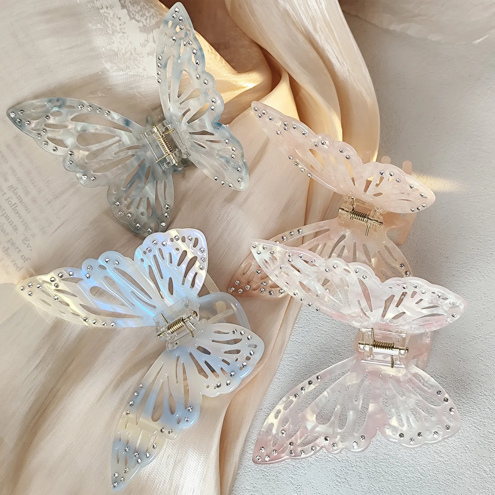 

2025 NEW 10.3CM Large Rhinestone Butterfly Hair Claw Acetate Claw Clips Korean Style Hair Clips for Women Girls Hair Accessories