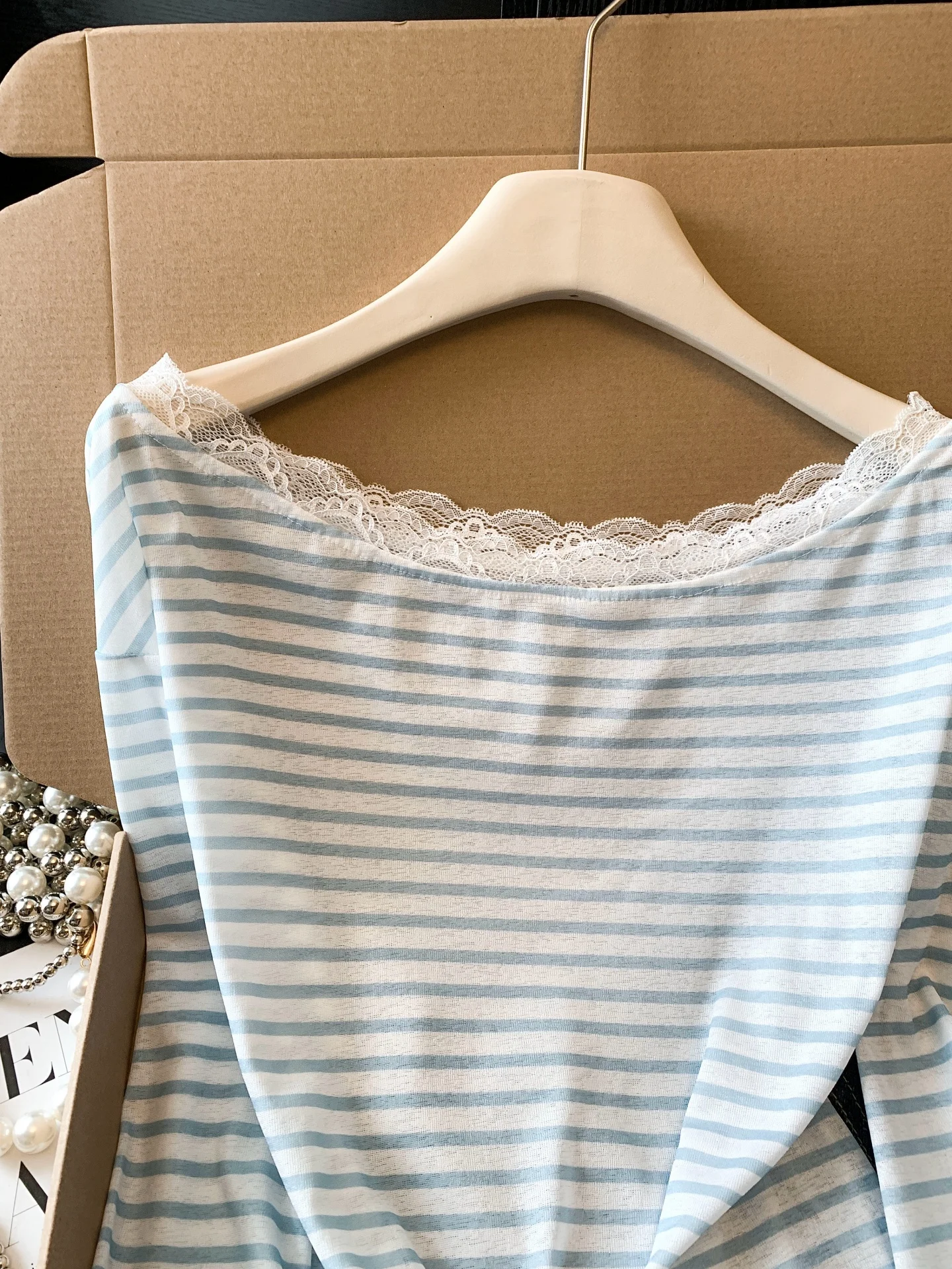 

Pure Desire Style Lace Trim Long Sleeve One Shoulder T-Shirt Women's Slim Fit Base Shirt Summer Design Sense Top