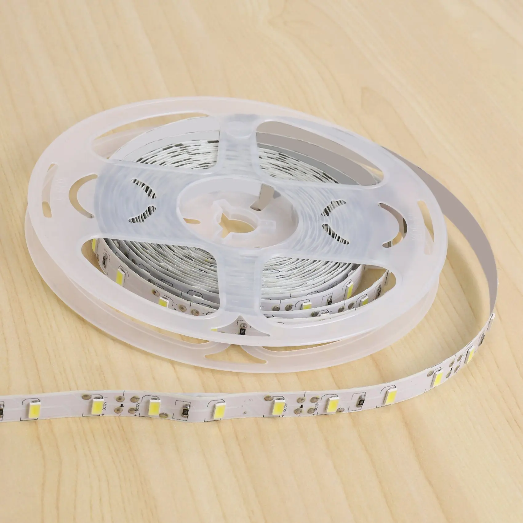 

Светодиодная лента 4X Super Bright 5M 300 SMD 5630, белая, AT30