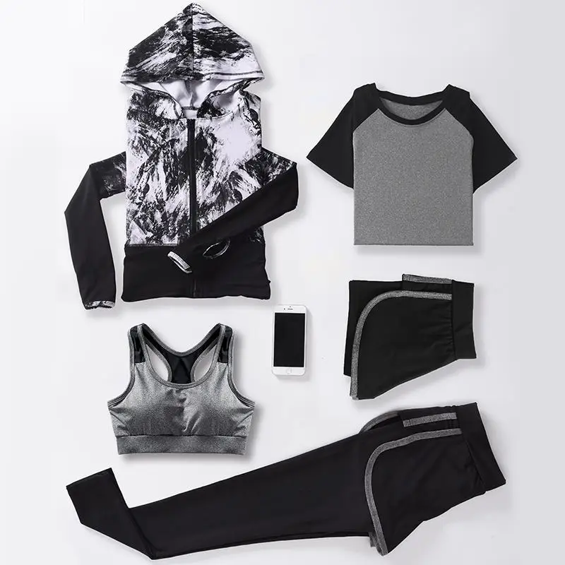 Letni Zestaw Sportowy Damski Plus Size, Cienki, Oddychający, Koszulka i Spodenki, Casualowy Strój Sportowy