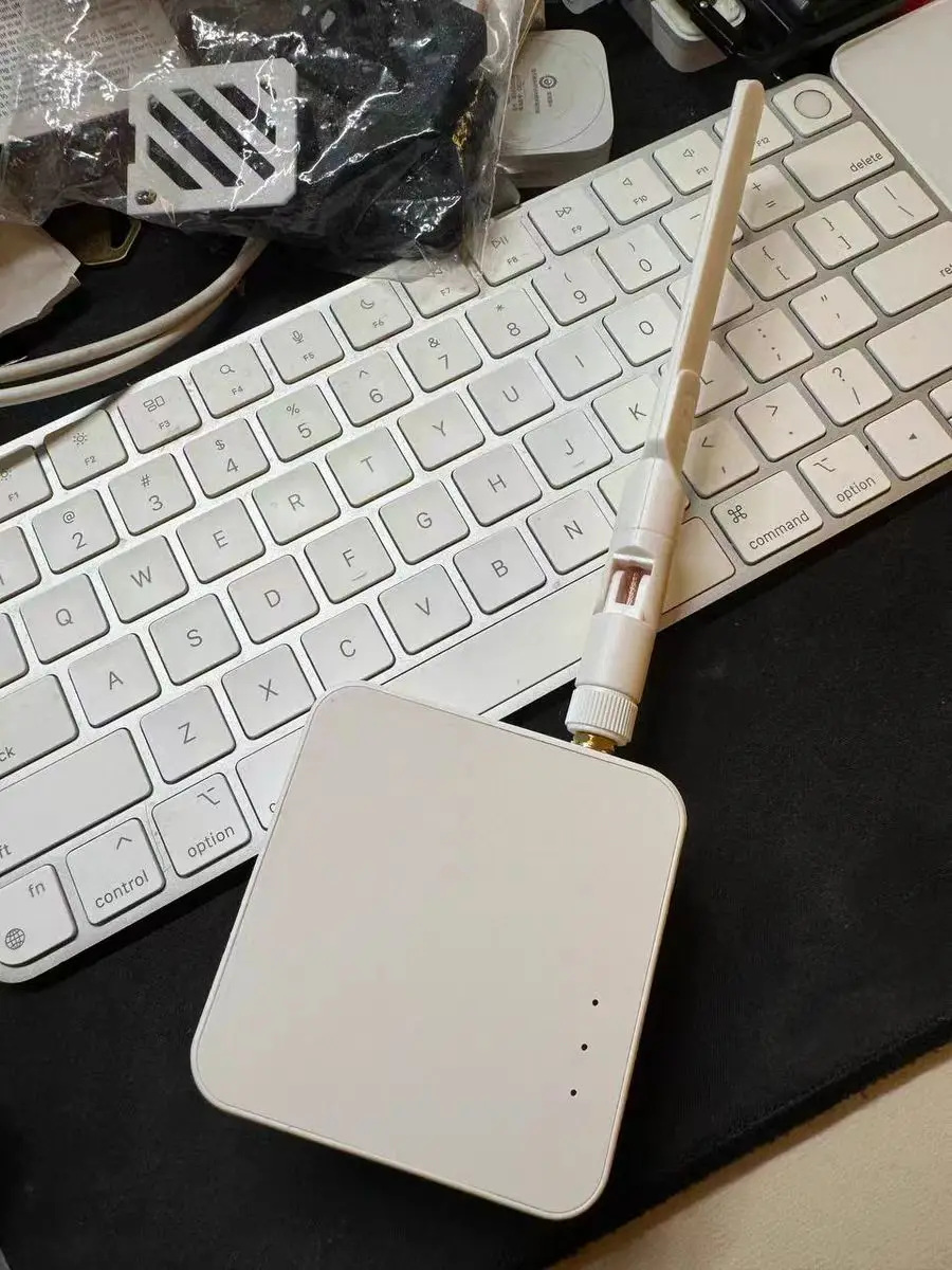 

UZG - 01 Smart Zigbee Gateway: The Ideal Hub for Z2M/ZHA/HA - Compatible Smart Homes