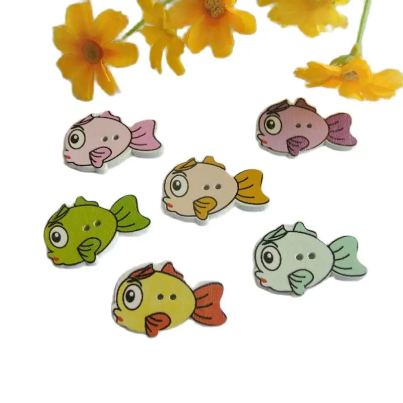 40Pcs Wooden Buttons Cute fish Mixed Pattern Decoration Buttons 2 Holes Sewing Accessories botones Craft Scrapbooking 24*34mm