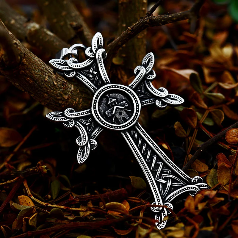 BEIER Viking Amulet Viking Alphabet Talisman Pendant Nordic Viking Style Pendant With Celtic Cross Men Necklace BP8-372