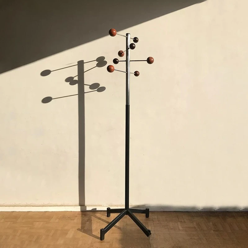 Medieval metal floor coat rack niche creative art vertical hanger