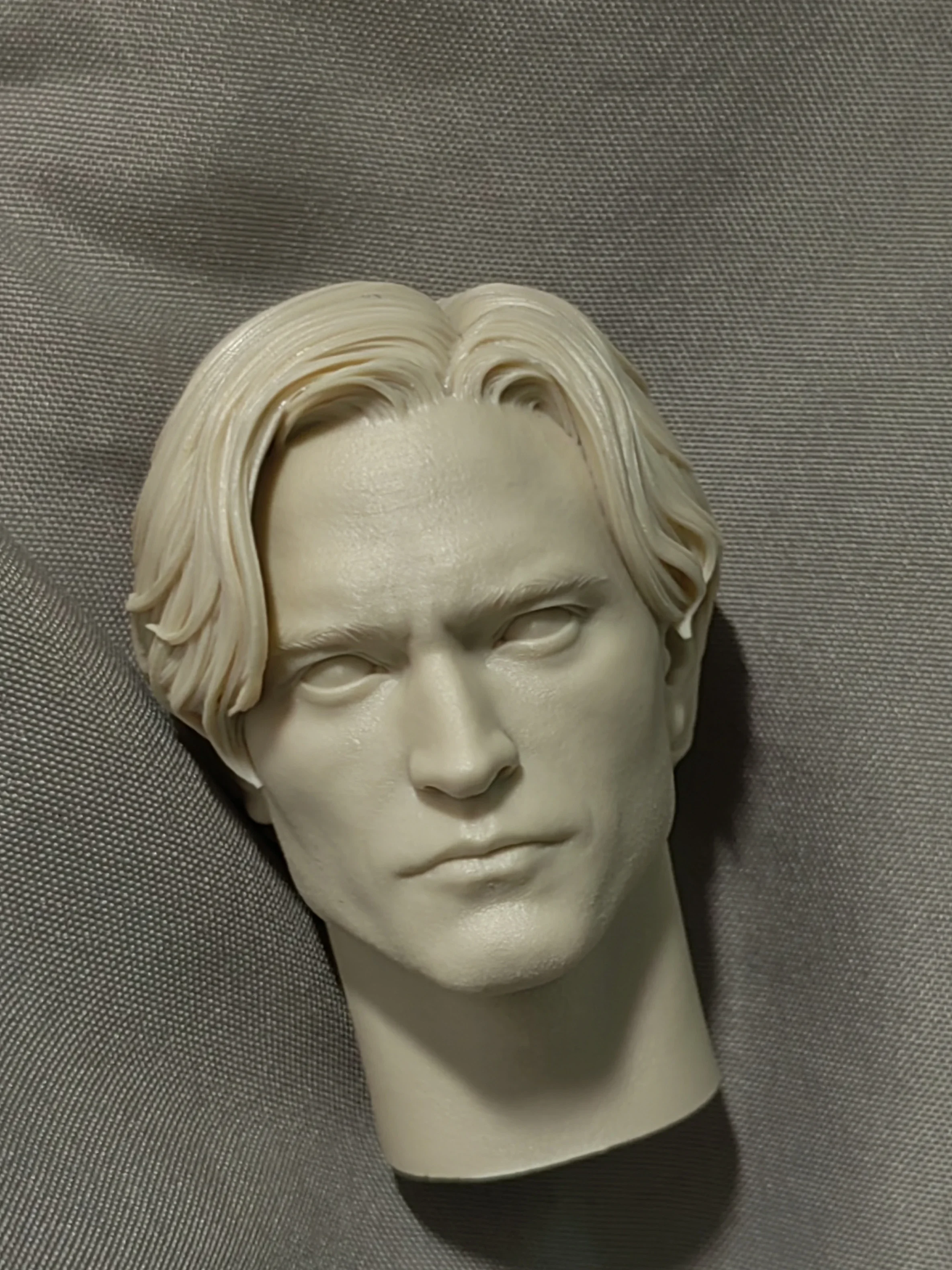 1/6 Die-cast Resin Figure Head Statue Beautifully Detailed Unpainted Free Shipping (Pattinson)