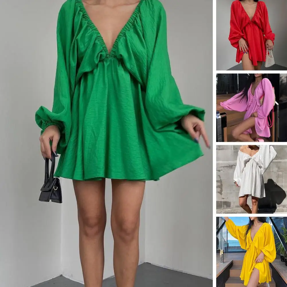 ชุดเดรสออกงานผู้หญิง สีพื้น คอวี แขนยาว คอลึก ความยาวเหนือเข่า แขนทรงโคม ชายกระโปรงบานทรงเอ สำหรับงานพรอมฤดูร้อน