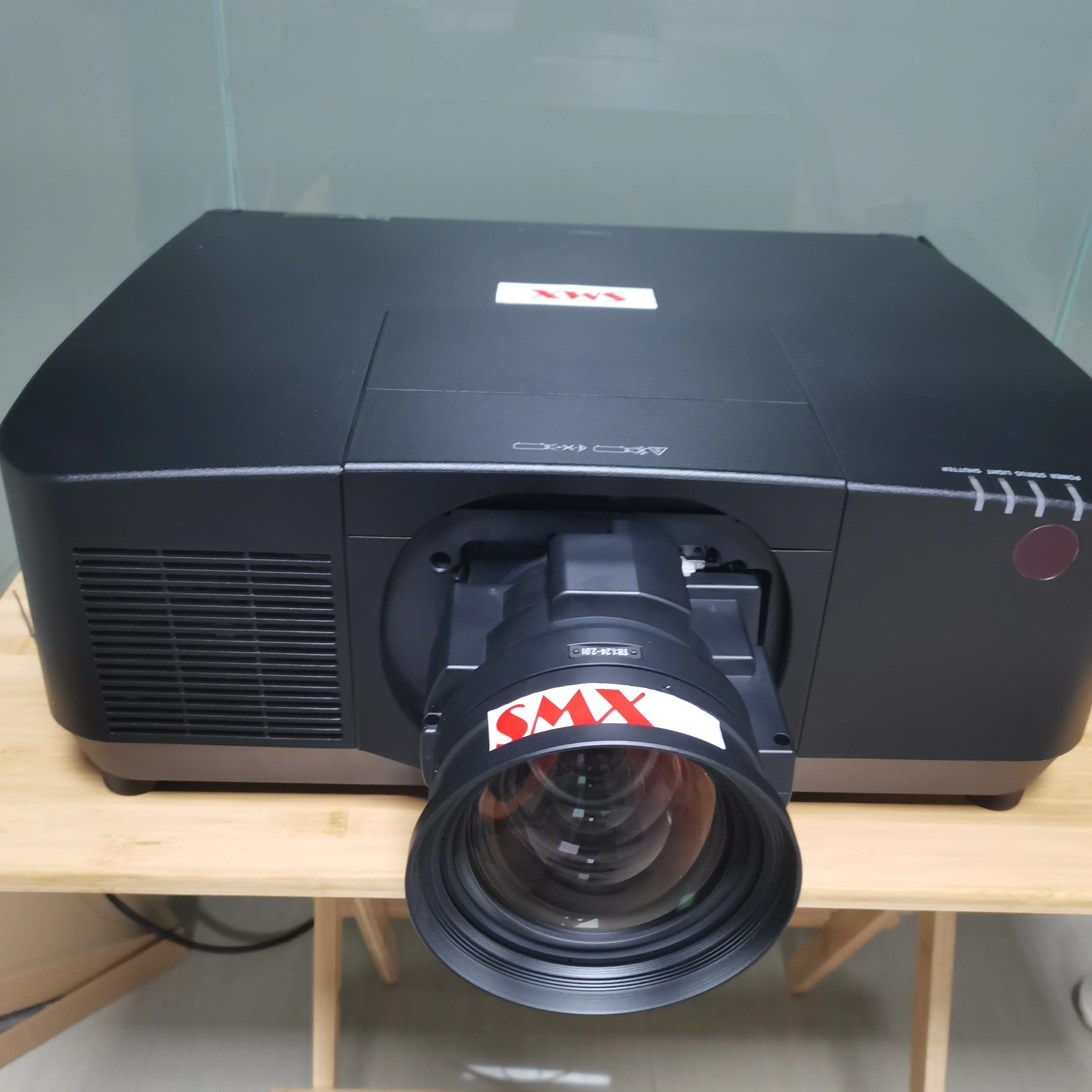 SMX 20000 Lumens 4K 3LCD  Laser Projector for Large Scale Outdoor Building Video Mapping