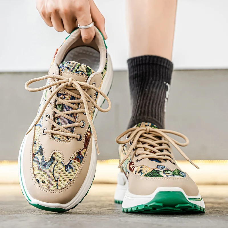 

Mesh Breathable Outsole Sneakers Fashionable and Comfortable Lightweight Couple Running Shoes 2025 Summer New Men's Casual Shoes