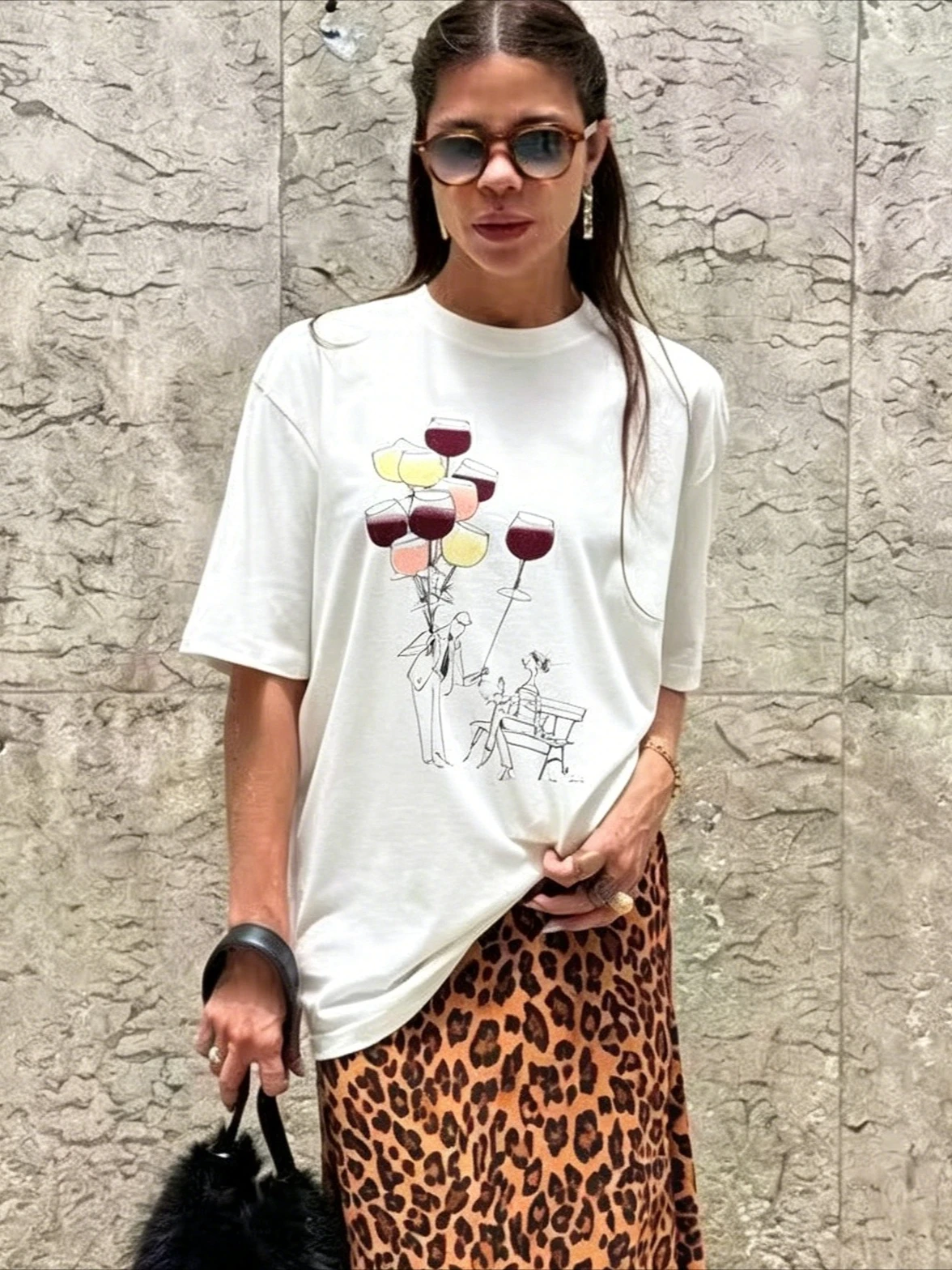 Romantic Couple French Women's White Oversized Cotton T-Shirt 